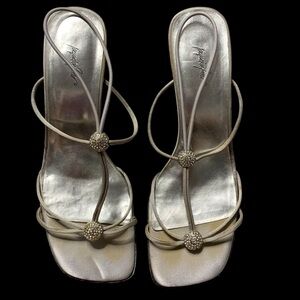 Jacqueline Ferrar Dress Heels Strappy Elegant Sexy Sandals Rhinestones Size 9